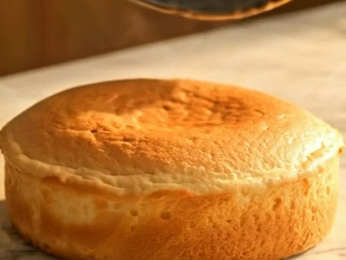 Zuckerfreier Bananenkuchen mit Milch
